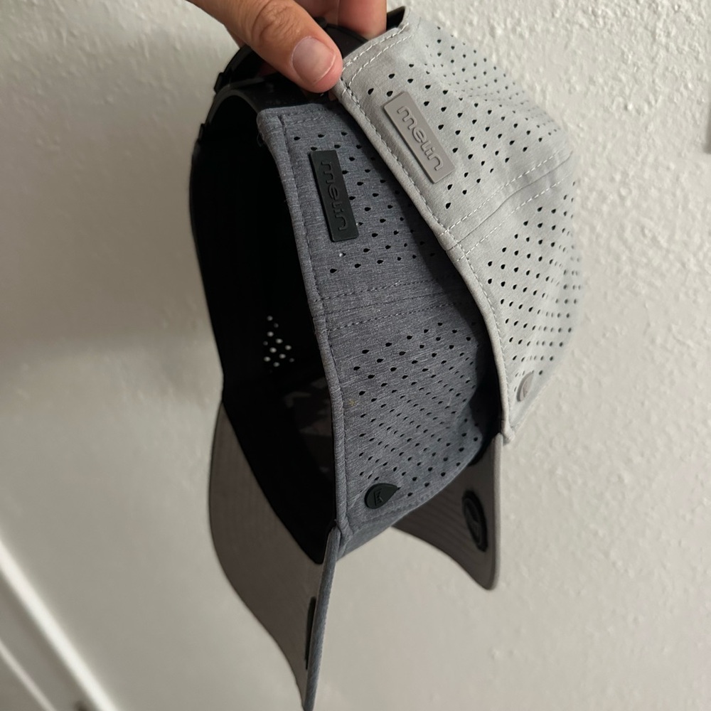 Light Gray Melin Hat
